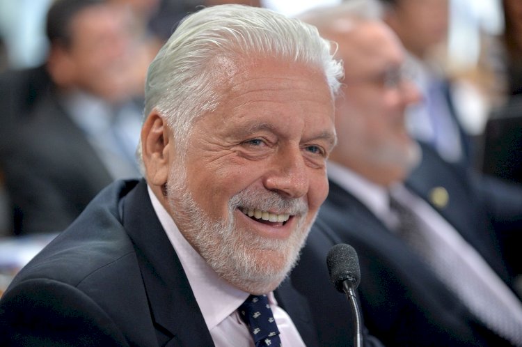 Jaques Wagner celebra avanço do projeto de irrigação do Vale do Iuiu e leilão do aeroporto de Guanambi